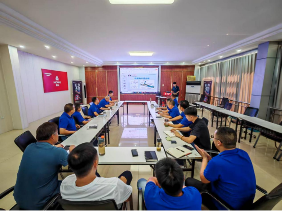 新架構(gòu)賦能專(zhuān)業(yè)力：銷(xiāo)售總公司開(kāi)展專(zhuān)用車(chē)知識(shí)培訓(xùn)，鍛造實(shí)戰(zhàn)型精英團(tuán)隊(duì)
